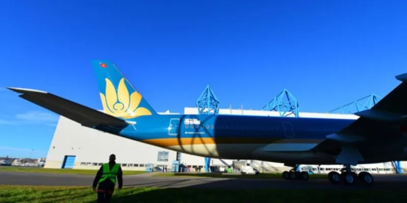 phi công Vietnam Airlines